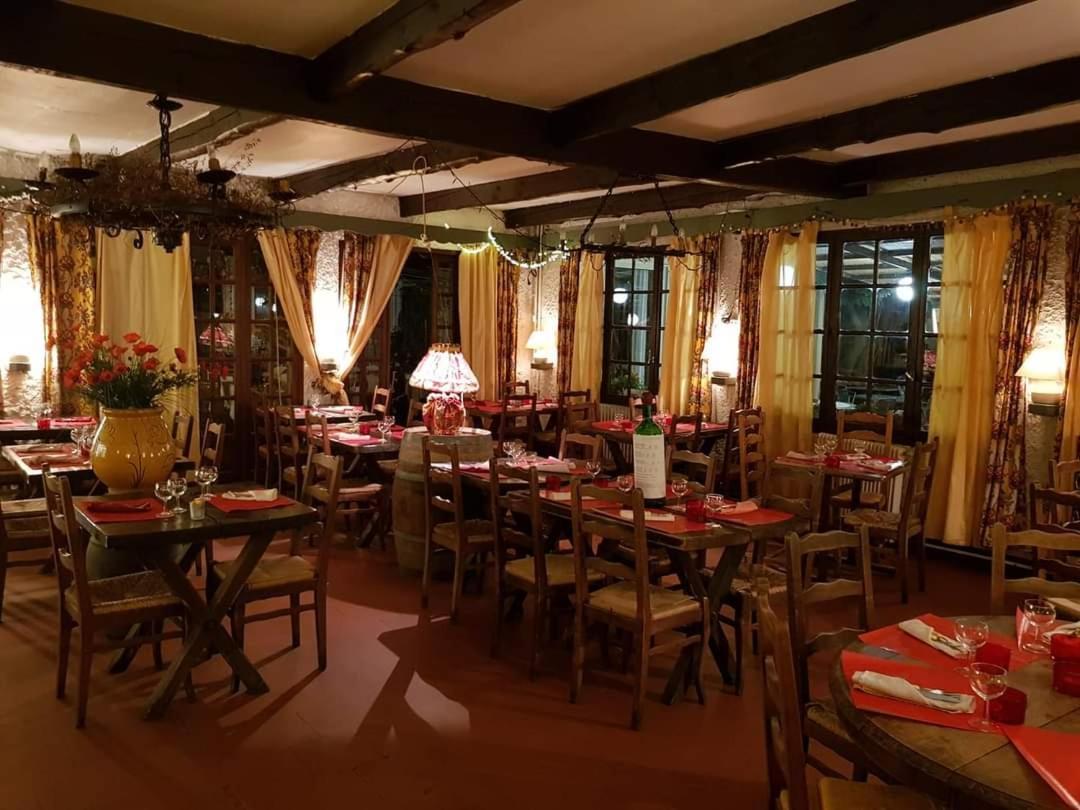 Domaine Du Berange Hotel Saint-Geniès-des-Mourgues Kültér fotó